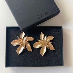 Shashi Passionflower Earrings